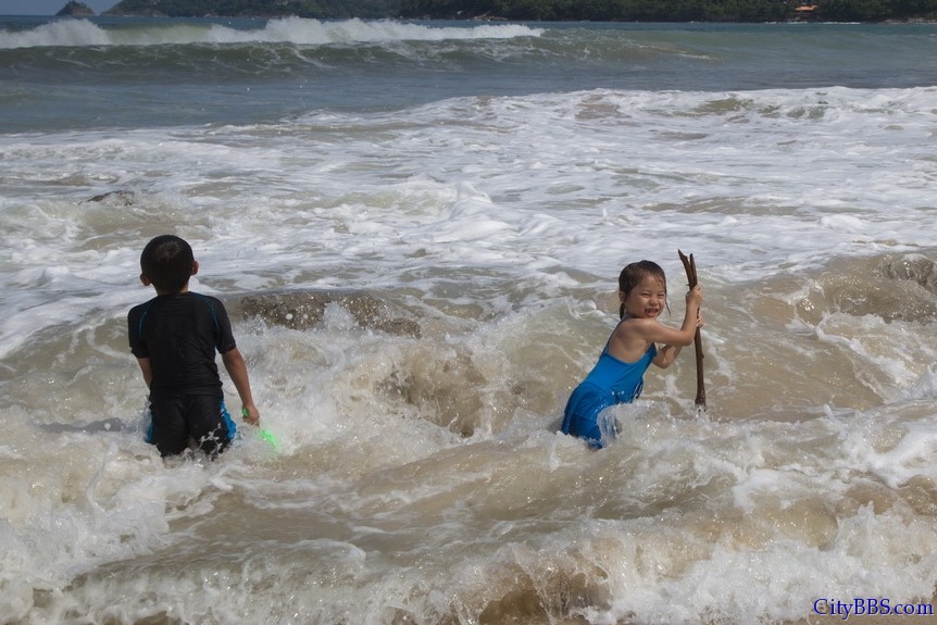 2012泰国清迈-曼谷-华欣-甲米-普吉-华欣-清迈3500公里自驾游之普吉Phuket芭东Patong海滩 ... ... ... ... . ... 2012泰国清迈-曼谷-华欣-甲米-普吉-华欣-清迈3500公里自驾游之普吉Phuket芭东Patong海滩 ... ... ... ... . ...