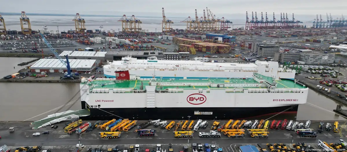 比亚迪3000辆新车抵达德国不来梅港 比亚迪3000辆新车抵达德国不来梅港